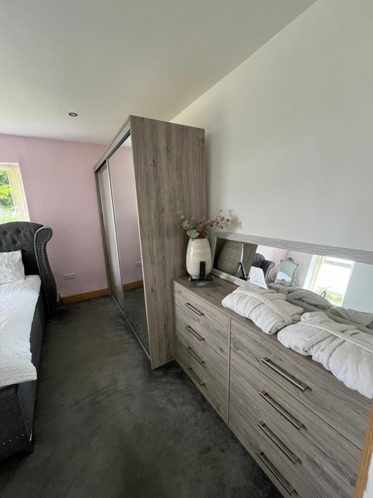 Unique Countryside Stay Dundrod Esterno foto
